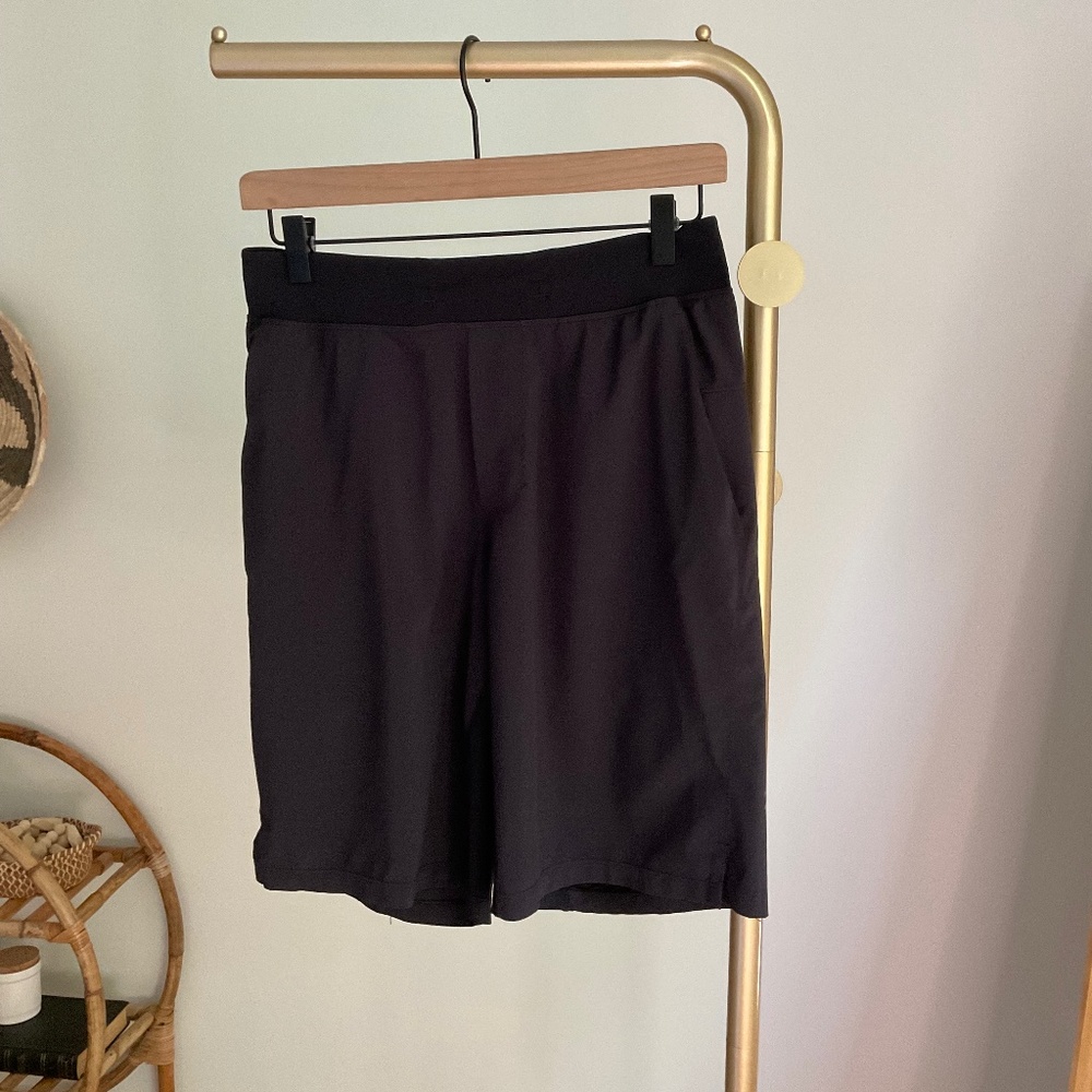 Lululemon Mens Black Athletic Shorts Inside Drawstring Unlined
